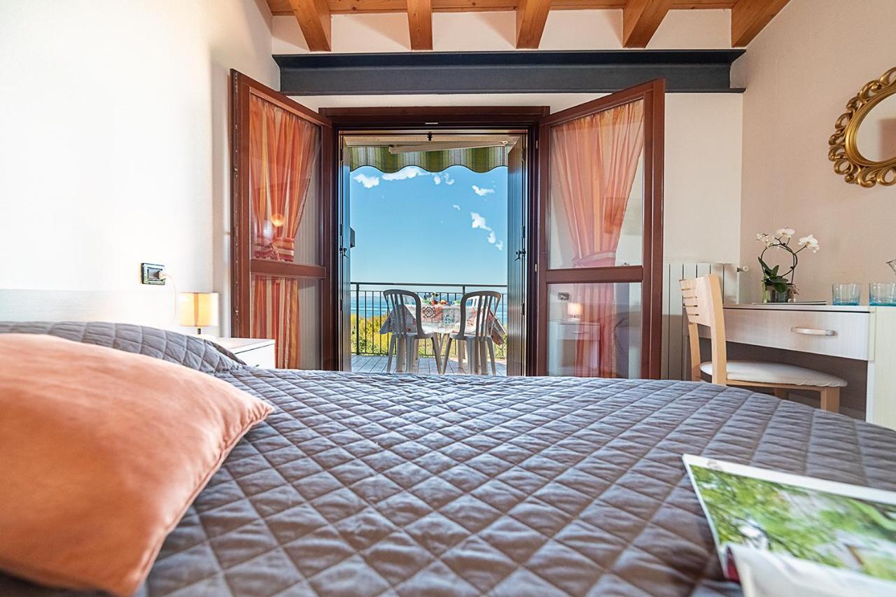 Apartments Eden - Regarda Travel Лацизе Екстериор снимка